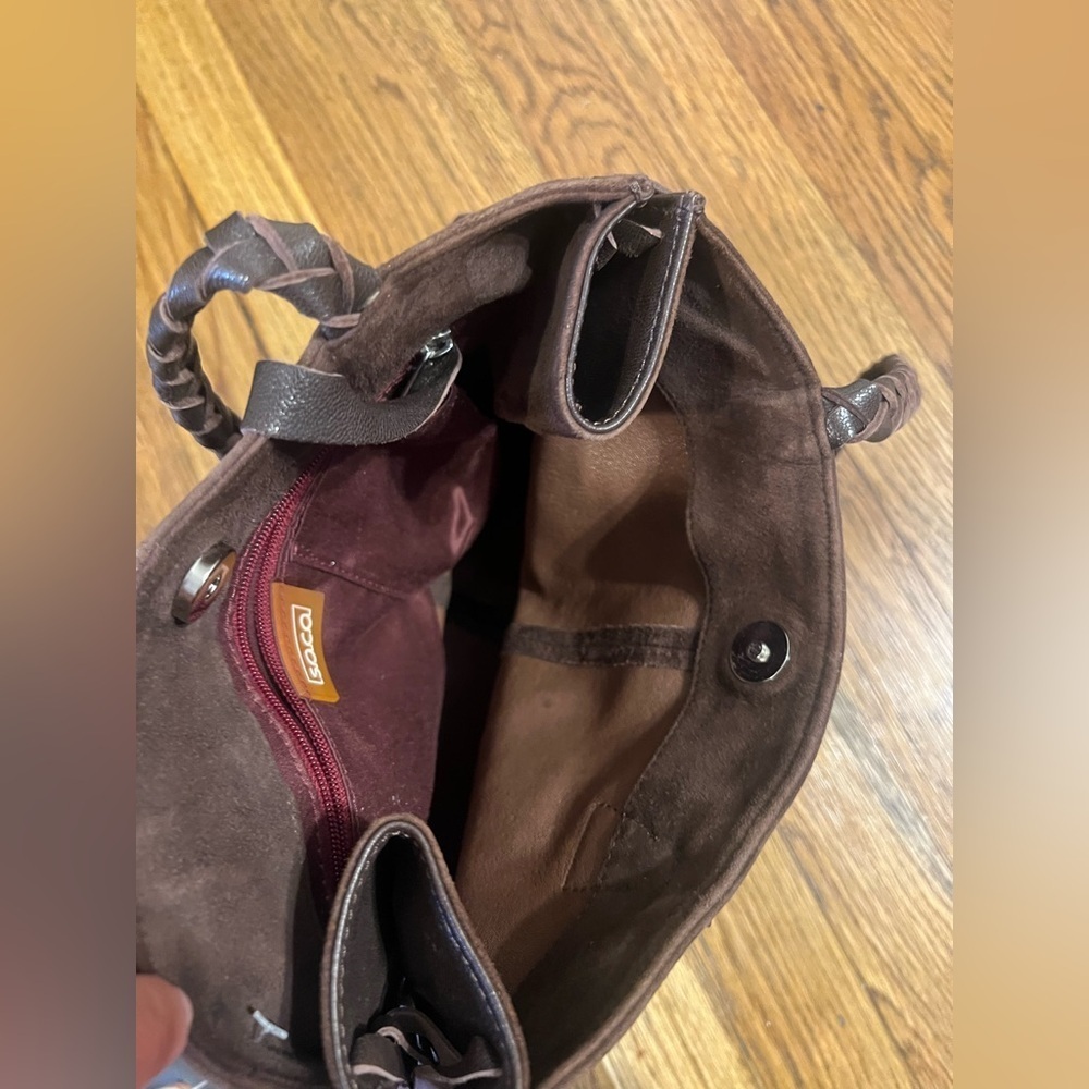 Chic Brown Suede Shoulder Bag - Picture 12 of 13